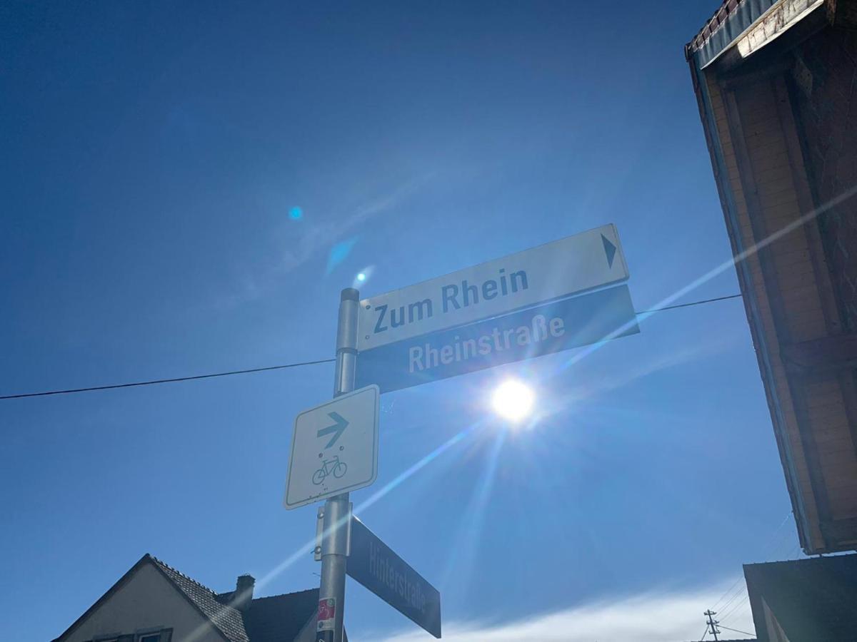 Gaestehaus Zum Rhein Rheinhausen Eksteriør bilde